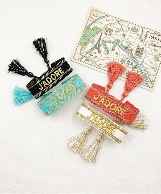 "J'adore" franču elegances aproce